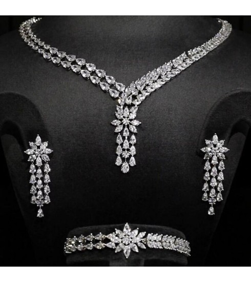 طقم زركون مميز